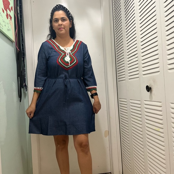 Host Picks🎊🎊Women’s midi dress Denim embroidered - Picture 11 of 12